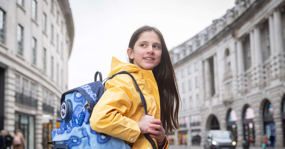 12 yaşlı uşaq tərəfindən hazırlanmış hava filtrli bel çantası milli müsabiqənin qalibi olub